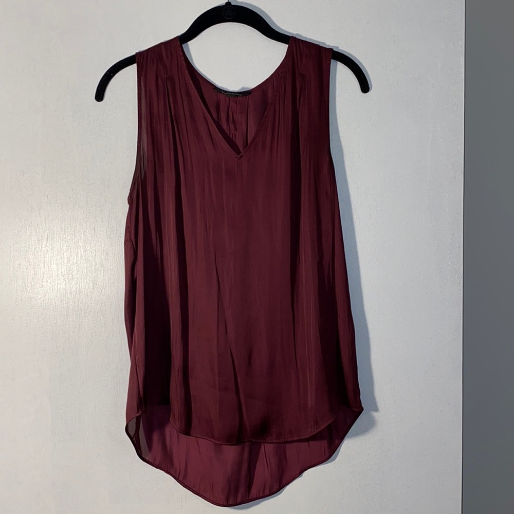 Shiny Plum V-Neck Tank - S